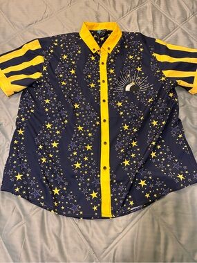 Navy & Yellow Star Print Short-Sleeve Button-Up Polo